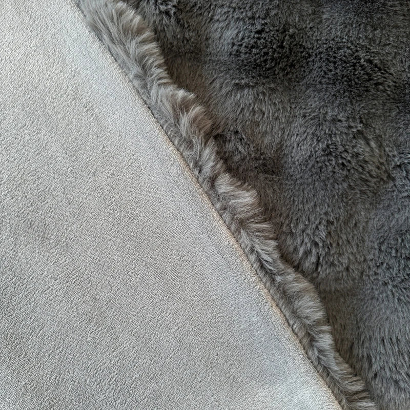 1 Piece of Double-Layered Large Rabbit Fur Style, Super Soft and Comfortable Blanket to Give You a Warm Experience