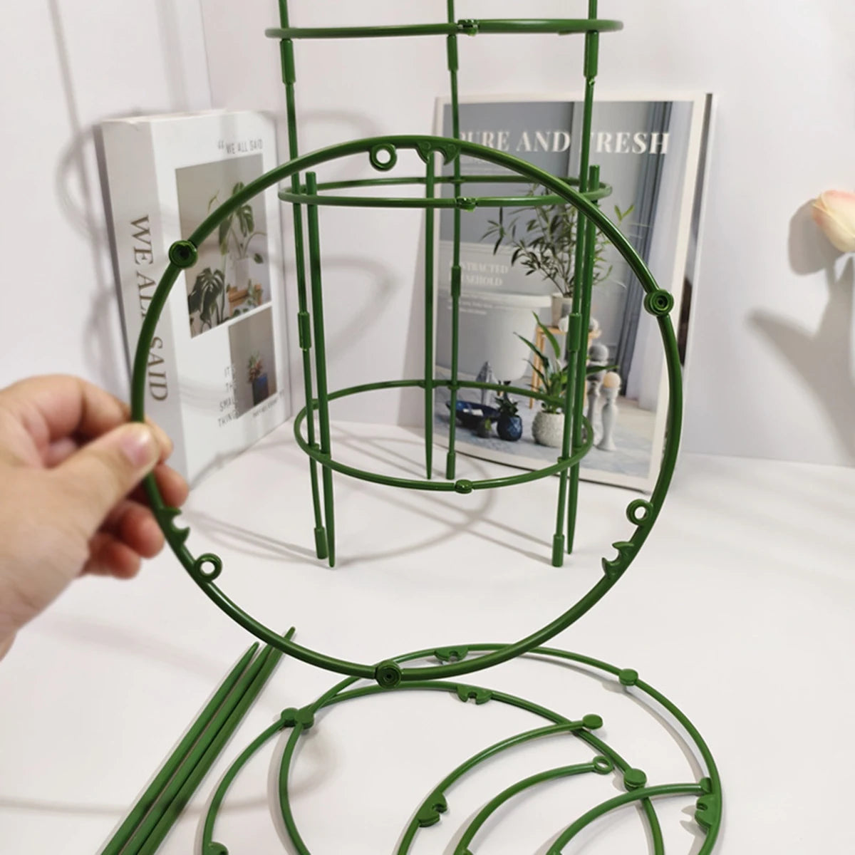9 Pcs/set 3 Layers Plant Support Plant Stakes Round Plant Support Ring Plastic Plant Cage Holder Flower Pot Climbing Trellis