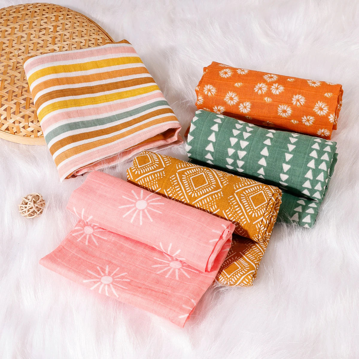 HappyFlute New Print 5Pcs/set 60*60CM Soft Muslin Swaddle Feeding Burp Cloth Newborn Pure Cotton Baby Face&Hand Wash Wipe