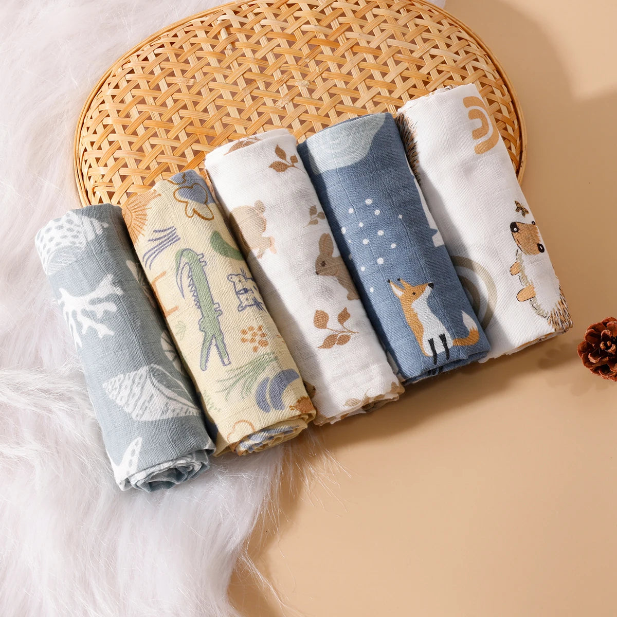 HappyFlute New Print 5Pcs/set 60*60CM Soft Muslin Swaddle Feeding Burp Cloth Newborn Pure Cotton Baby Face&Hand Wash Wipe
